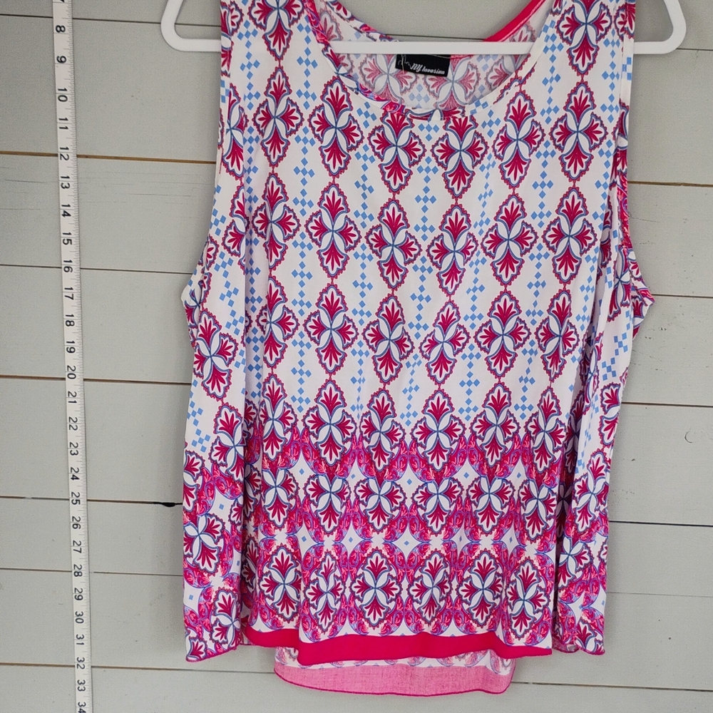 Pink Graphic Sleeveless Blouse with Scoop Neckline